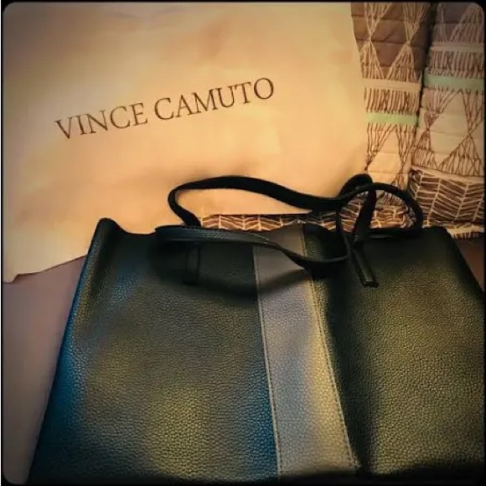 NEW VINCE CAMUTO  Black & Gray Tote Bag LUX VEGAN LEATHER 17 x 12 w Dustbag - Picture 2 of 11